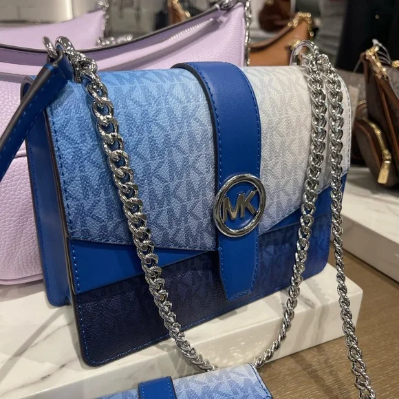 Michael Kors Greenwich Sm Ombré Color-Block Signature Logo Flap Crossbody
Galaxy - Picture 5 of 16